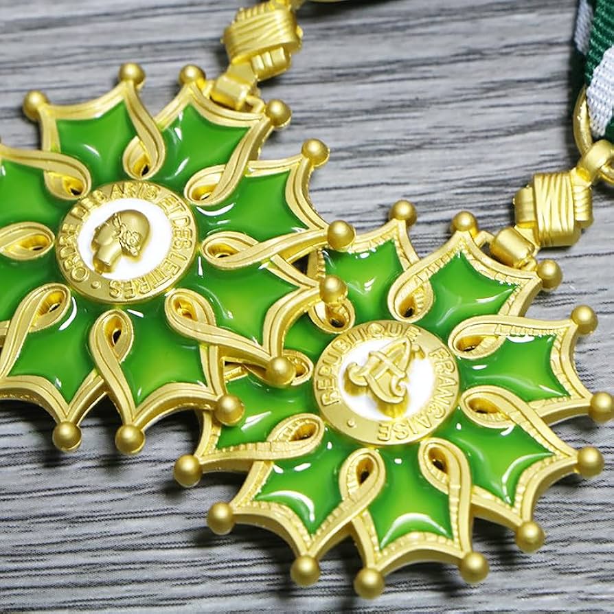 Amazon.co.jp: ZoTuoART Ordre des Arts et des Lettres (コピー